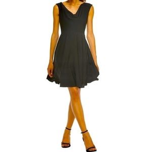 NWT Gal Meets Glam Maya Black Fit and Flare Knee Length Dress Size 8 Guessed